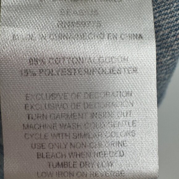 Women Juniors Jeans Shorts size 9 Seventeen American Flag Distressed Cuffed patr - Picture 9 of 10